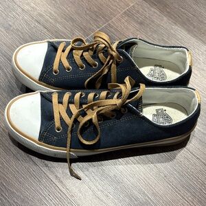 Women’s Harley Davidson sneakers